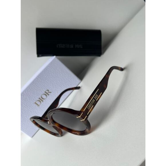 NEW Dior Signature R1U Round Sunglasses in Havana Brown - Picture 8 of 11